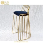 Commercial Modern Bar Furniture Navy Blue Velvet Upholstery Luxury Bride Veil Bar Stool