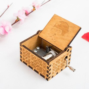 Factory direct selling wooden music box classical carving hand cranked wooden music box variety styles