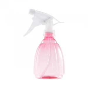 Gardening Plastic Water can Hand Press Grip Style Sprinkled Can Plants Flower Spray Watering Pot
