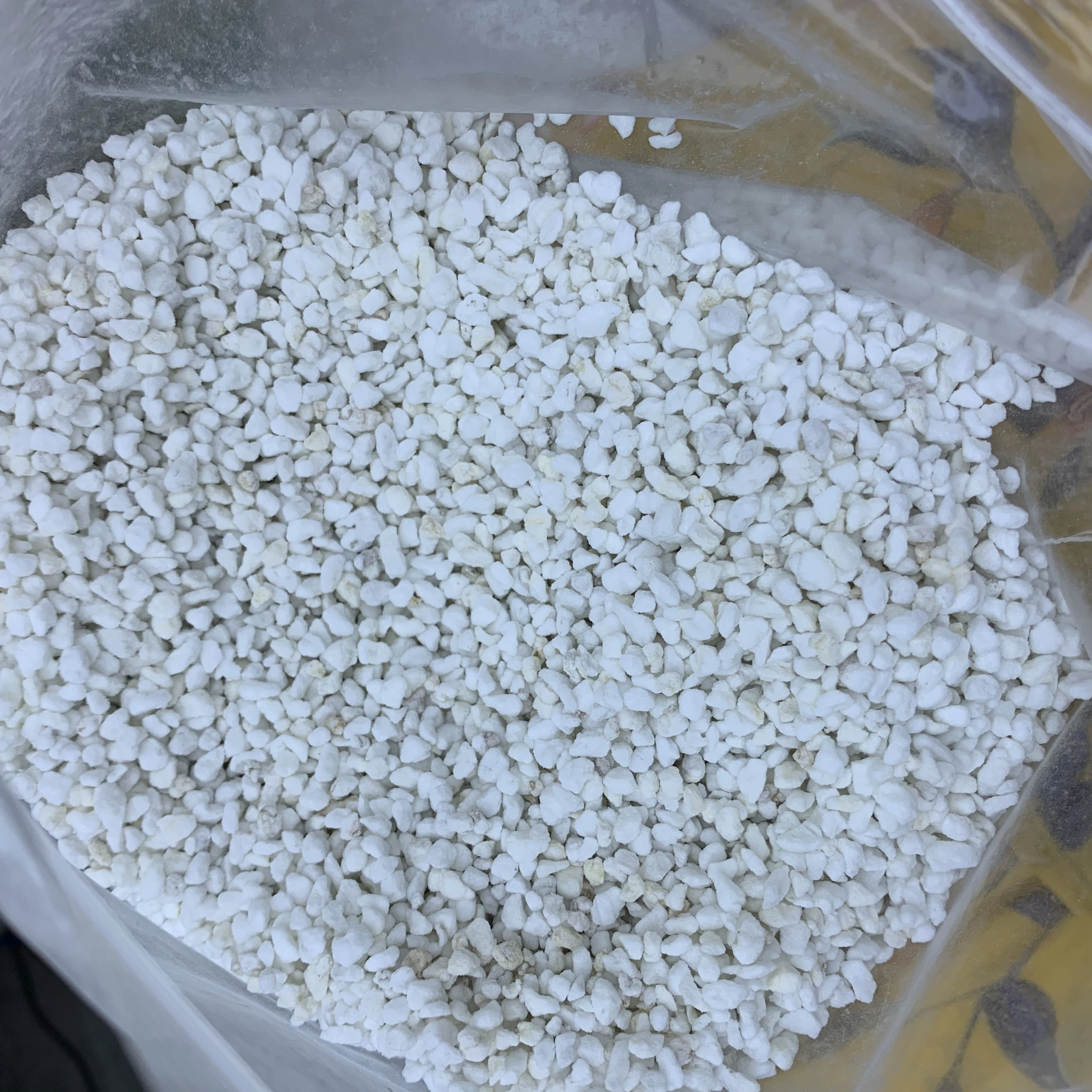Hydroponic Perlite 3-6mm for bucket planting