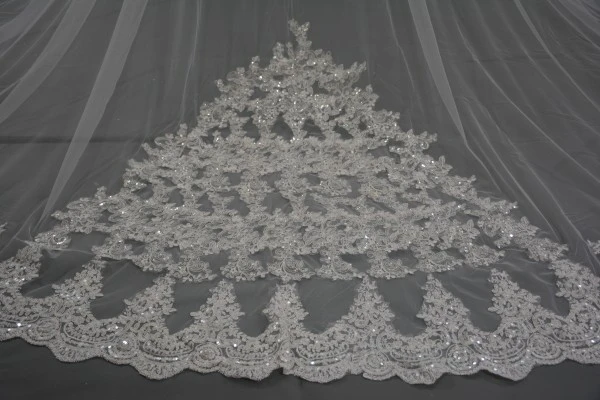 Long 5 Meter Lace Appliques Ivory Cathedral Wedding Veils