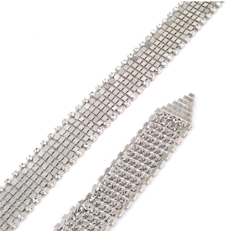 Luxury 10 Rank Sparkling Crystal Body Chain Belt Full Rhinestone Waist Belt for Women Clothing Accessories