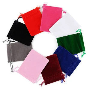 OEM Custom Coloful Velvet Pouches Jewelry Packaging Display Velvet Drawstring Packing Gift Bags &amp; Pouches