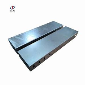 Waterproof electric solid bottom metal cable tray with cover