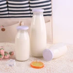 Wholesale 200ml 250ml 500ml 1000ml  Empty Container Milk Juice Glass Bottle