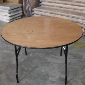 Wholesale China Outdoor Plywood Folding Restaurant Wedding Dining Tables