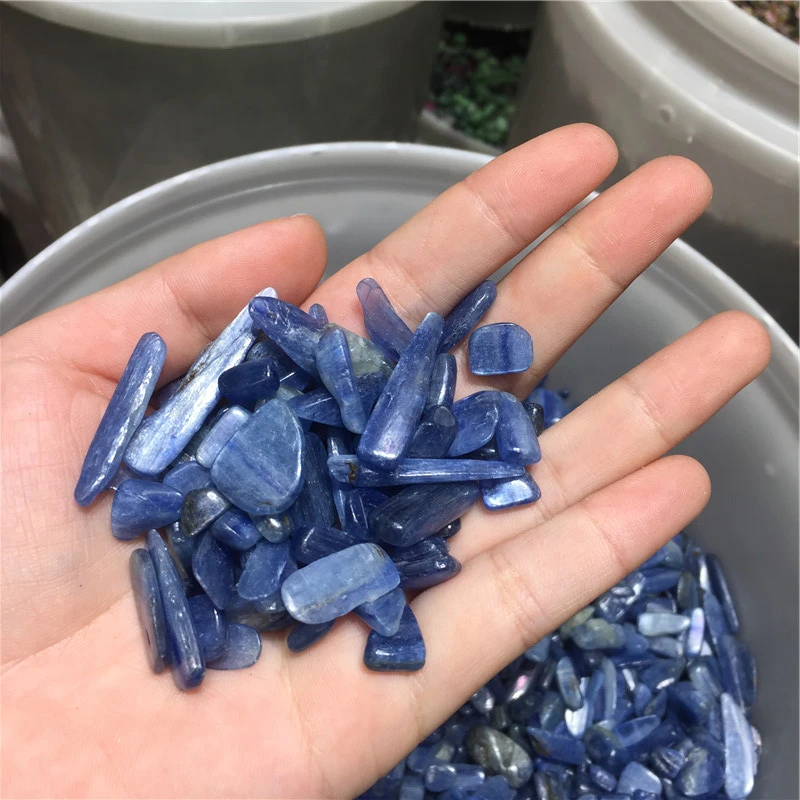 Wholesale natural kyanite quartz crystal tumble for sale