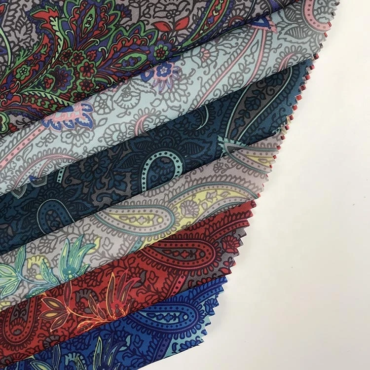 Wholesale Paisley Printed Flower Pattern Clothing Lining Polyester Printing Taffeta Fabric 100% Polyester Woven 1 Meter Plain