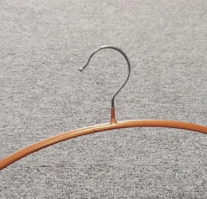 Wholesale PVC Coated Stainless Steel Metal Hanger Non-Slip Bedroom Coat Clothes Hanger for Single Tier Wardrobe Storage
