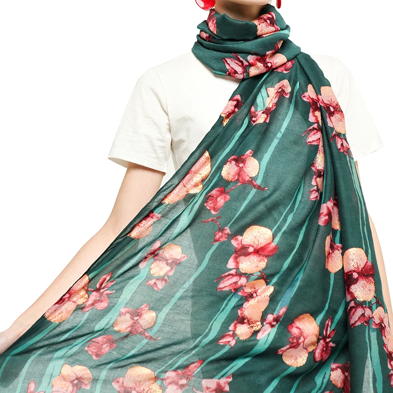 2021 New Arrivals Fashion Women Luxury Elegant Shawl Scarves Side Ripped Flower Floral Print Scarf