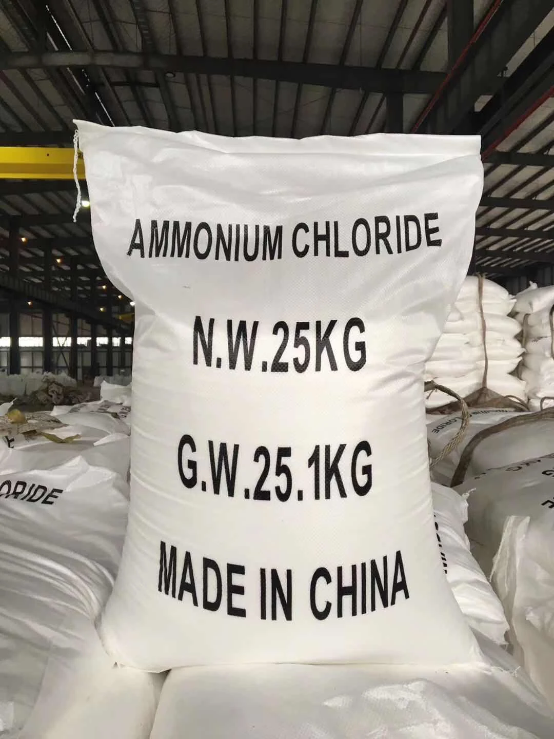Ammonium chloride as curing agent used in density board
