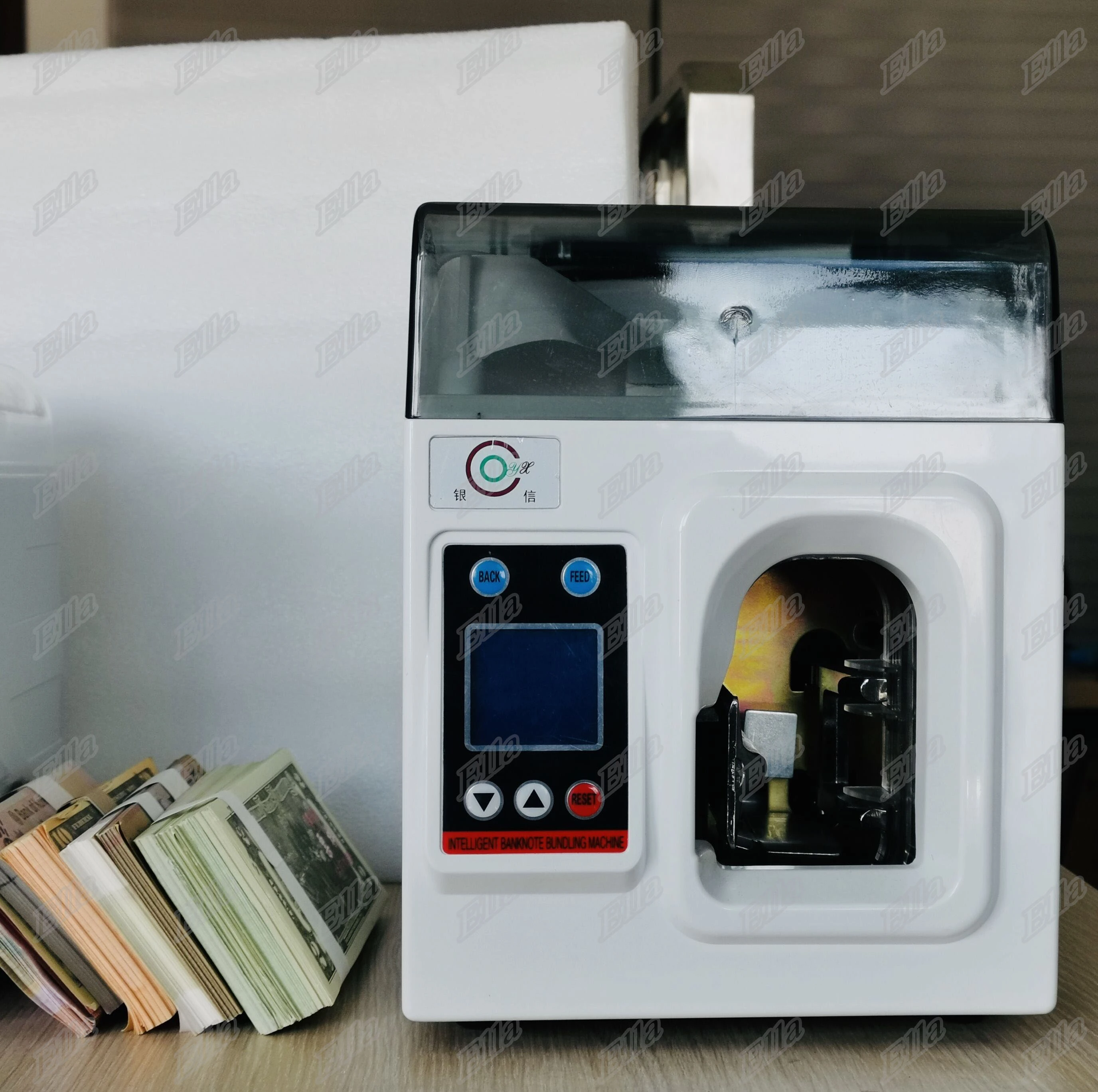 Automatic mini size banknote binder currency binding strapping machine