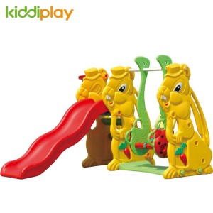 Children&#39;s Plastic Slide With Swing
