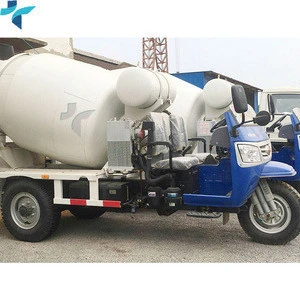 China Mobile Sale Small 3 Cubic Meters 3m3 aPrice Concrete Mixer Truck For Sale in Dubai