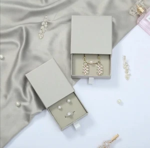 Custom logo printed luxury drawer jewelry gift box with ribbon