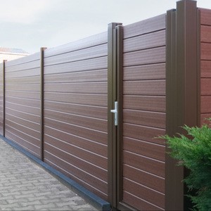 Easy-assembly and cheap wood plastic fences and gates for sale