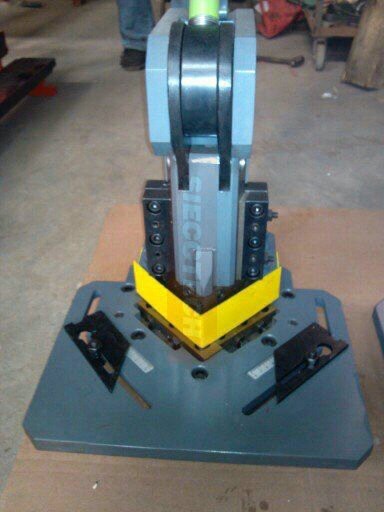 Buy Hand Corner Notching Machine /manual Angle Notcher Hn-3 Hn-4 from ...