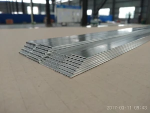 Heat exchanger and micro channel aluminium condenser pipe