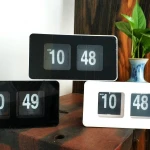 Hot sell plastic desk flip clock