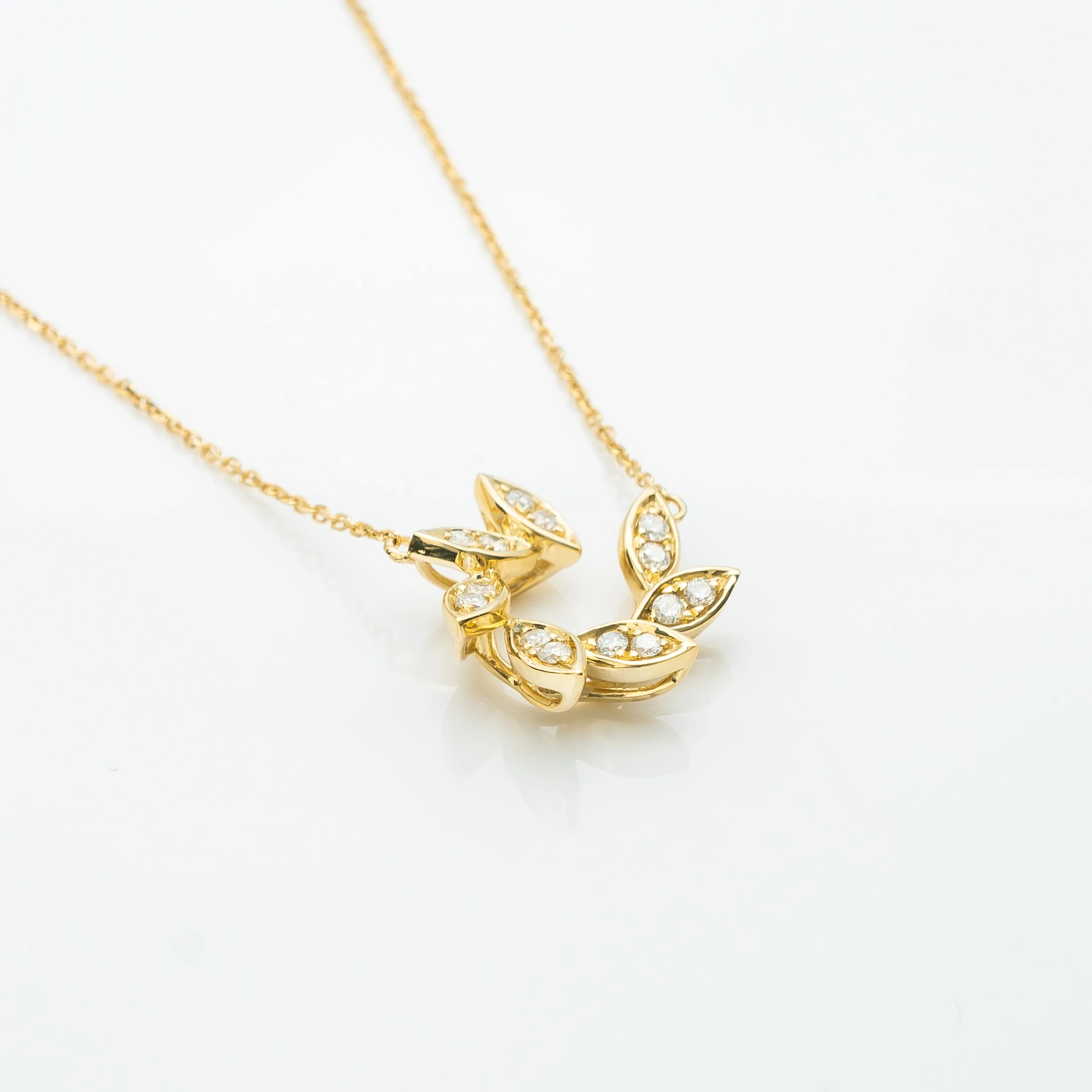 Natural diamond 14K Solid Gold Pendant Necklace Ladies stylish design Handmade Jewelry