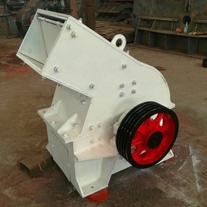 New Designed Mobile Impact Hammer Mill Stone Crusher for Golding Mining