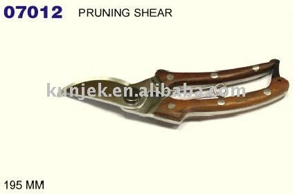 Pruning shear