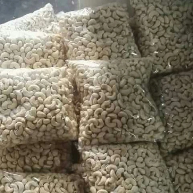 Raw Cashew Nuts Wholesale / Raw Cashew Nuts in Shell / Raw Cashew Nut for Sale