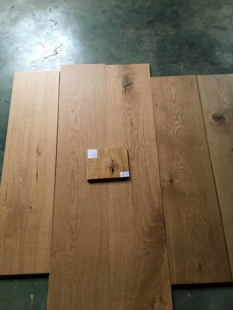 Reclaimed furniture Oak solid veneer wood flooring engineered