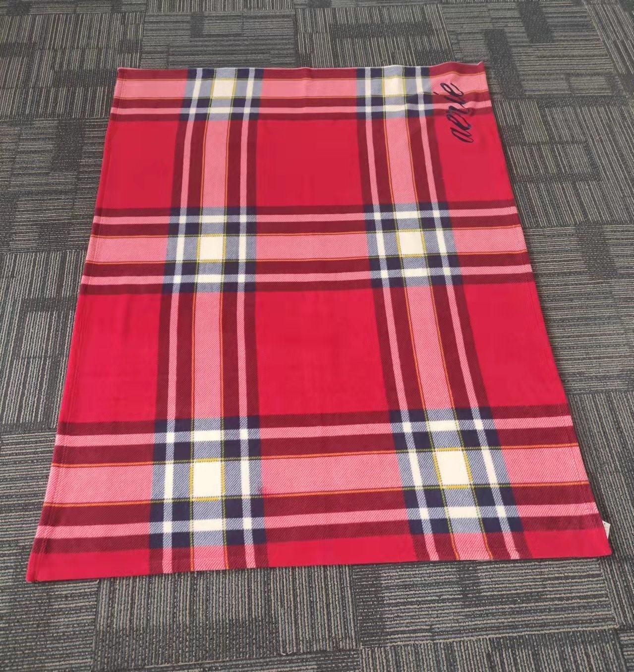 Red Striped Double Sided Custom Printing Size Carol Fleece Blanket