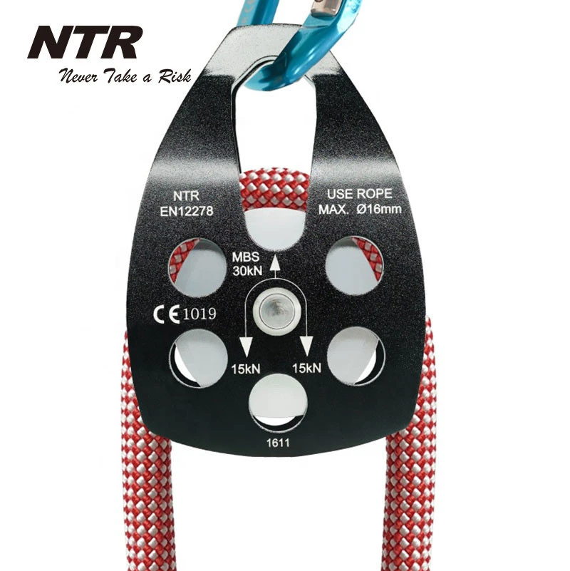 Rock climbing safety rescue pulley for arborist tree climbing