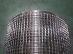 Welded Iron Wire Mesh Galvanized Low Carbon Steel Electric Welded Cattle Pig Chicken Animal Fencing Wire Mesh