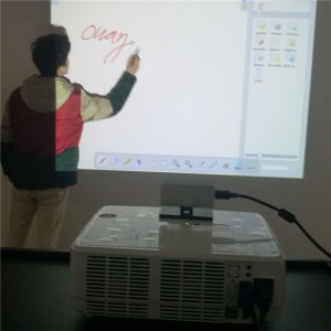 Portable interactive board for education with whiteboard software pen touch factory supply USB connection portable
