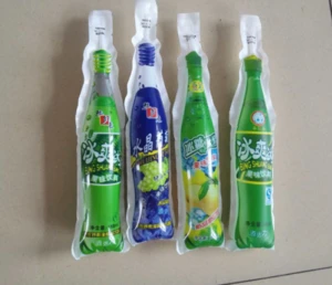 2017 cheap fashion bottle shape custom label plastic bag for soda beverage