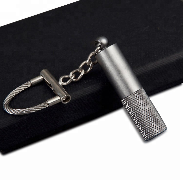 2020 Popular Cigar Accessories Metal Keychain Cigar Punch