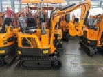 Earth moving machinery  1ton 0.8ton micro mini excavator with free bucket for sale