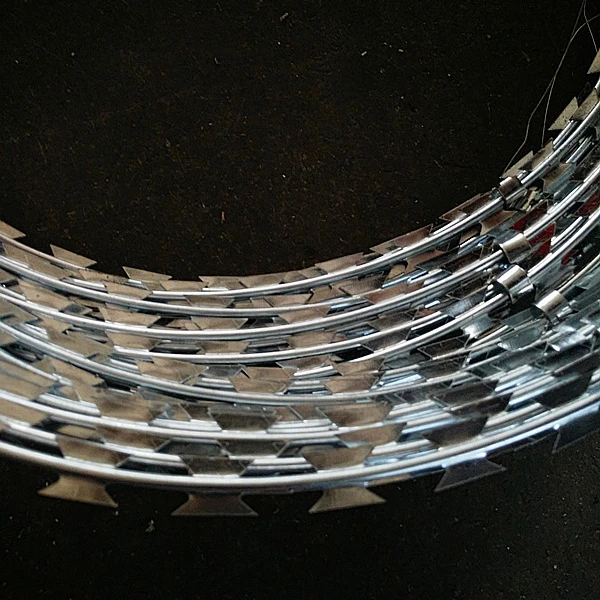 Electric galvanized razor barbed wire