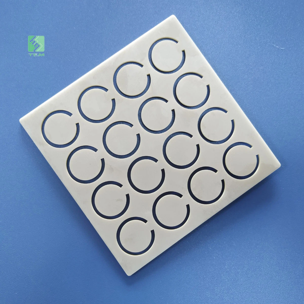 Electrical Ceramic Substrate Aluminum Nitride ceramic Plate  AlN ceramic With High Thermal Conductivity