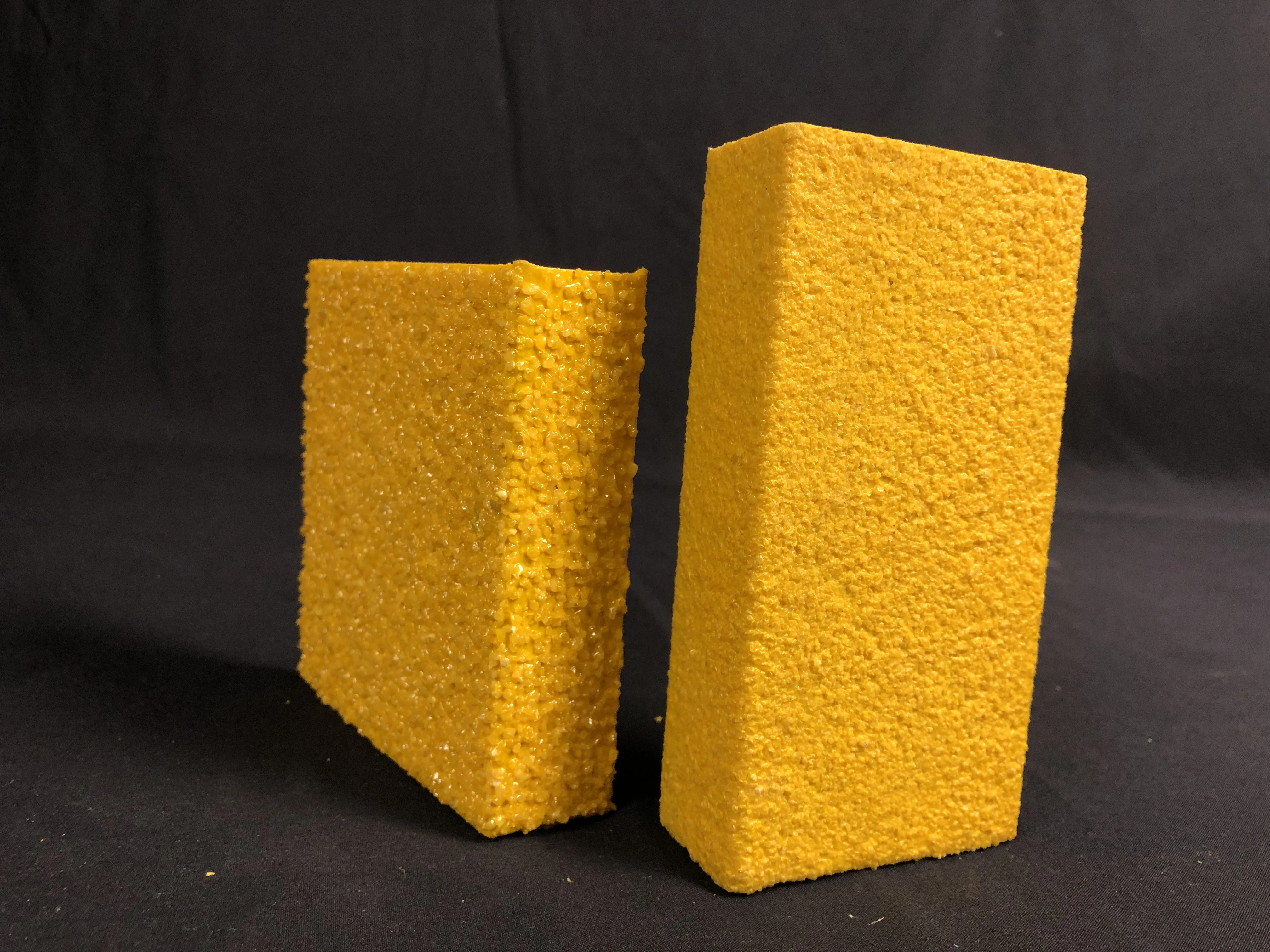 Hot selling high quality frp yellow grit frp grating for stair treads