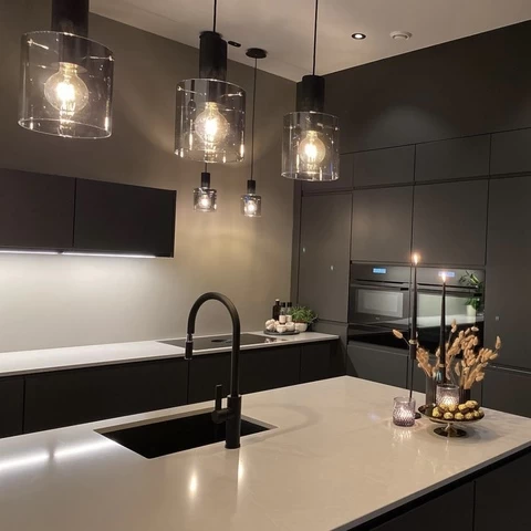 Luxury Modern Customized Design American Style Black Home Set Wood Kitchen Cabinet