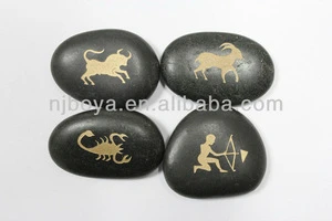 pebble stone with animal, engraved pebble stone, pebble stone craft