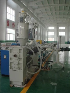 plastic single screw extruder for pe water gas pipe extrusion line