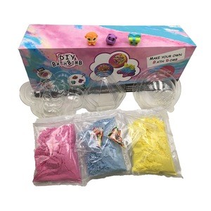 Privated label whole sale colorful fizzey bath bomb making kit set with lovely  toys inside for kids with organic essential oil