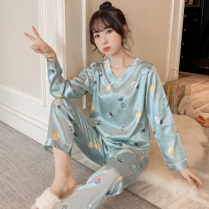 Spring new V-neck simulation silk pajamas womens long-sleeved home wear two-piece sleepwear