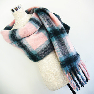 Super soft winter warm 40x195cm neckwear 100 acrylic tartan blanket esarp scarf pashmina with 15cm pendant
