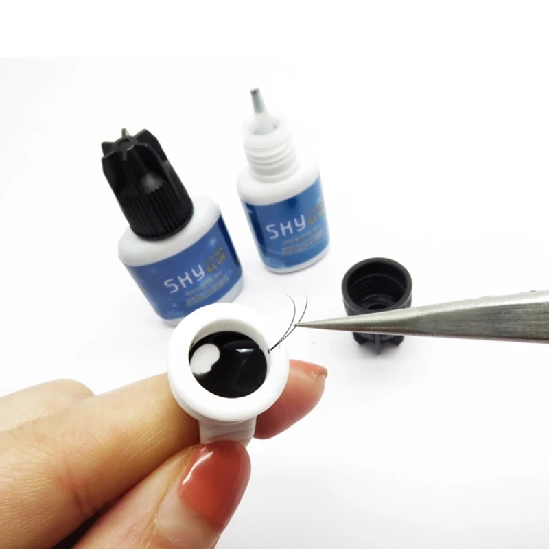Ultra Beauty 2021 sky eyelash extension glue vendor korea hypoallergenic eyelash glue  with private label