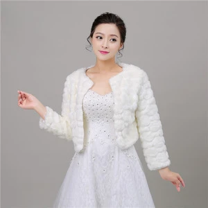 2018 New Winter Season Faux Fur Wedding Wrap Bolero Jackets Bridal Coat Cape Cloak Shawls Scarves In Stock Campera Mujer