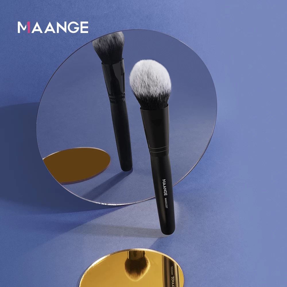Amazon Hot Sale MAANGE Face Brush Black Vegan Nylon Hair Wooden Handel Single Loose Powder Brush Beauty Brushes