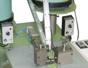 Check Slider Machine Buy Automatic Non-lock (keyhole Type) Slider Assembly Machine, Zipper ...