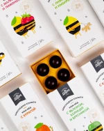 Chocolate sweets with cream-honey  chocolate candy set assorted