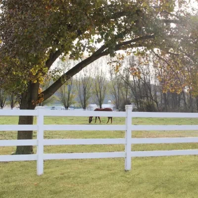 Competitive Price 4 Rail PVC Fencing, Vinyl Horse Fencing, Plastic Ranch Fencing, Post and Rail Fencing